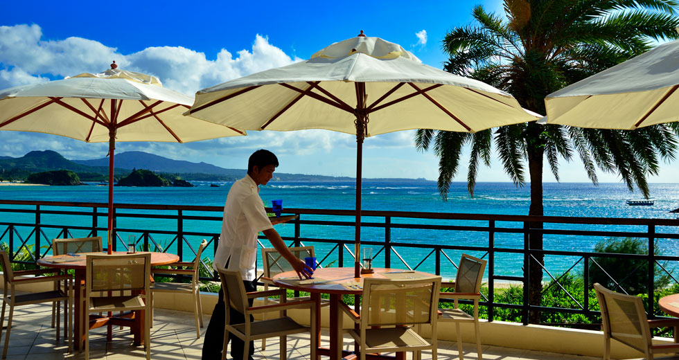 カフェテラス ラ ティーダ レストラン バー 公式 ザ ブセナテラス 沖縄リゾートホテル